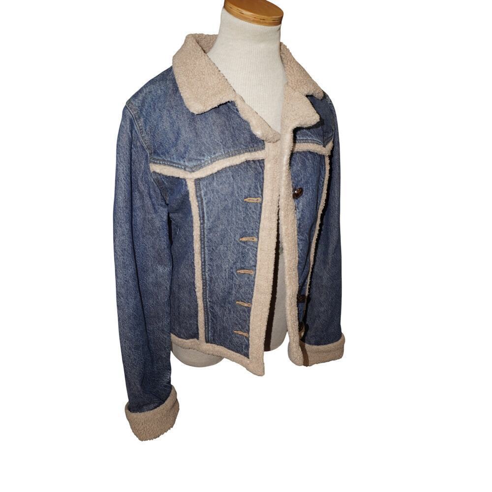Vintage Anchor Blue Sherpa Lined Denim Jacket Women’s Size L  (Missing Buttons)